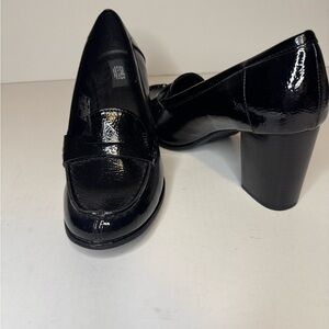 Jones New York Black Patent Block Heel Loafer, Size 8M